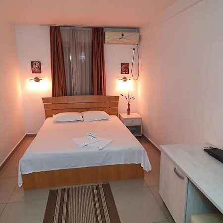 Evro Set Skopje Exterior foto
